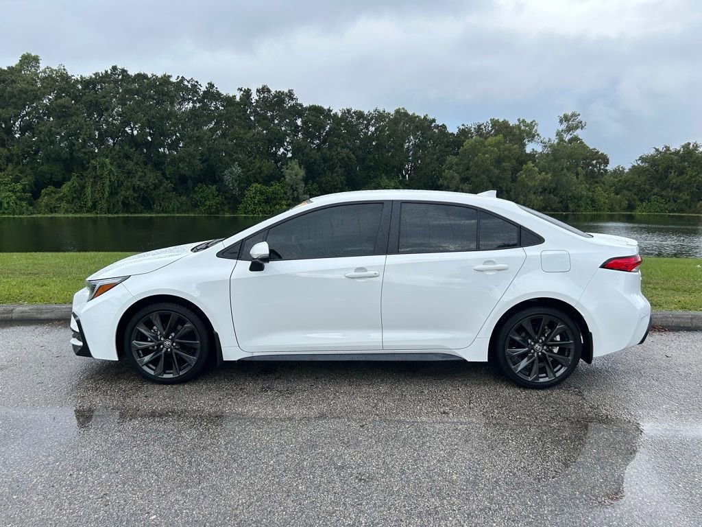 2024 Toyota Corolla SE photo 2