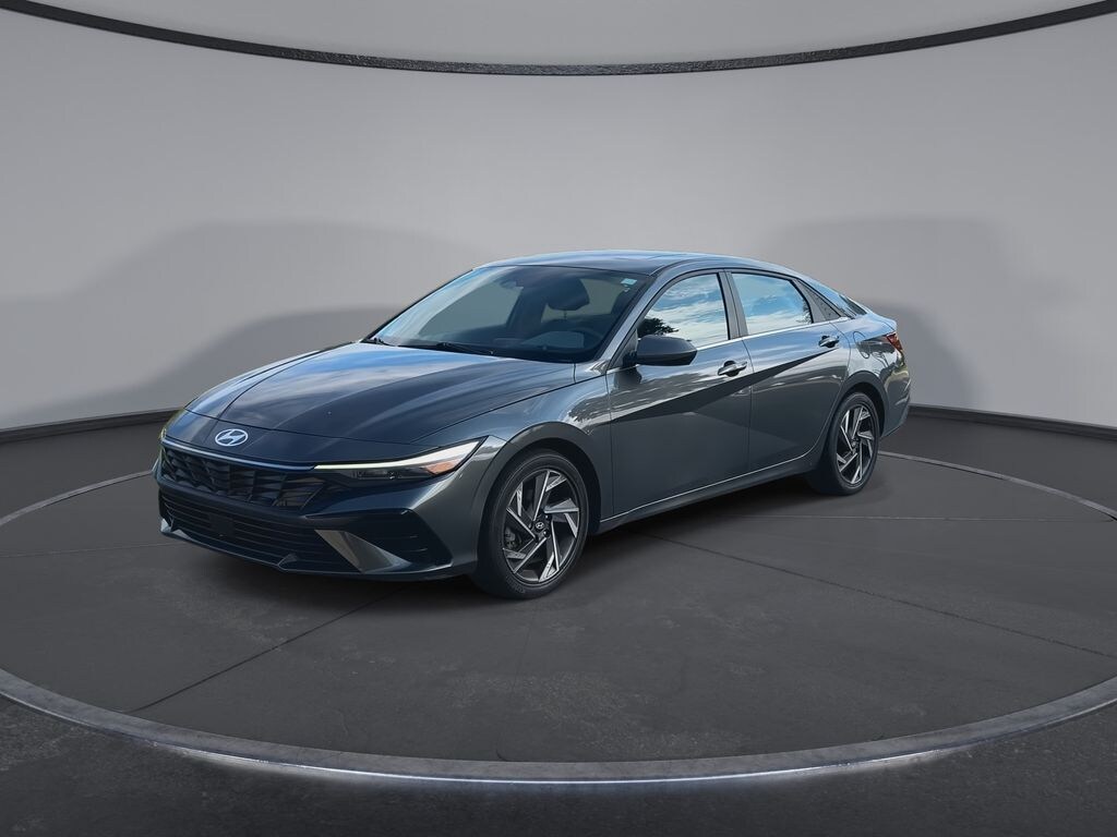 Used 2024 Hyundai Elantra SEL Sedan