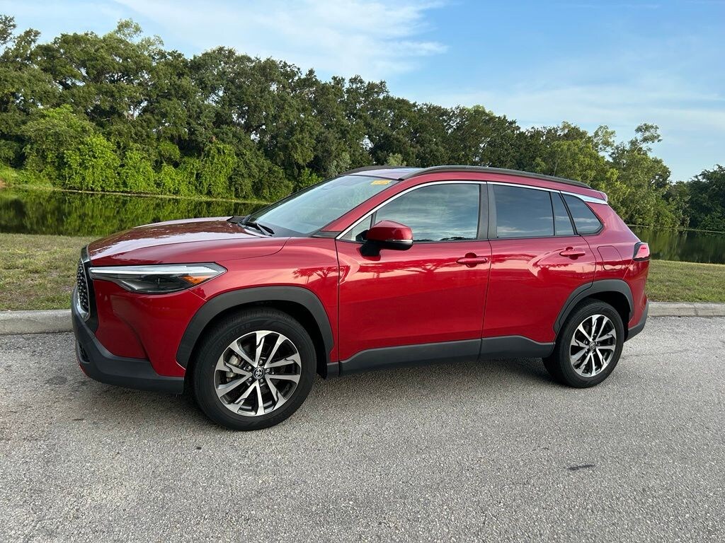 Used 2023 Toyota Corolla Cross XLE SUV