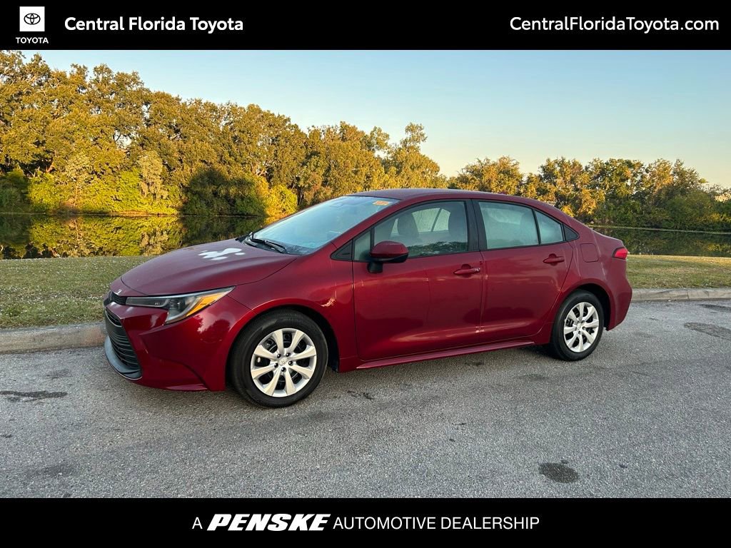 2025 Toyota Corolla LE