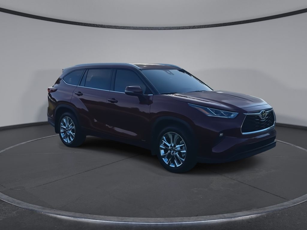Certified 2026 Toyota Highlander Hybrid Limited SUV