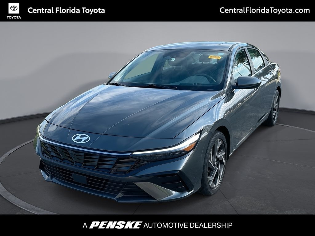 Used 2024 Hyundai Elantra SEL Sedan