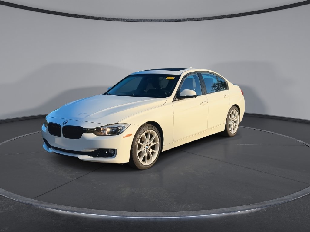 Used 2014 BMW 3 Series 320i Sedan