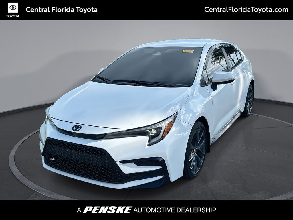 Used 2025 Toyota Corolla SE Sedan