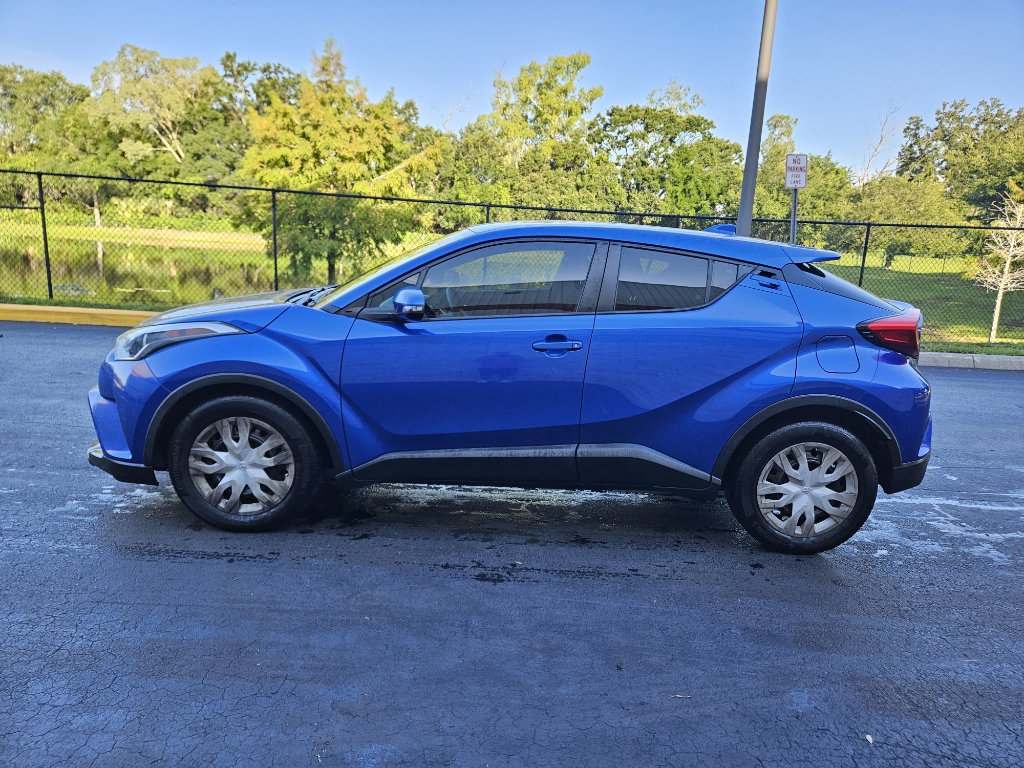 Used 2019 Toyota C-HR LE with VIN NMTKHMBXXKR093577 for sale in Orlando, FL