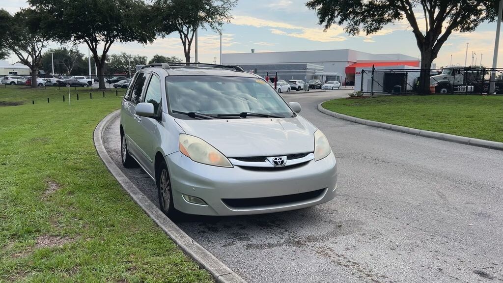 Used 2008 Toyota Sienna Limited Minivan/Van