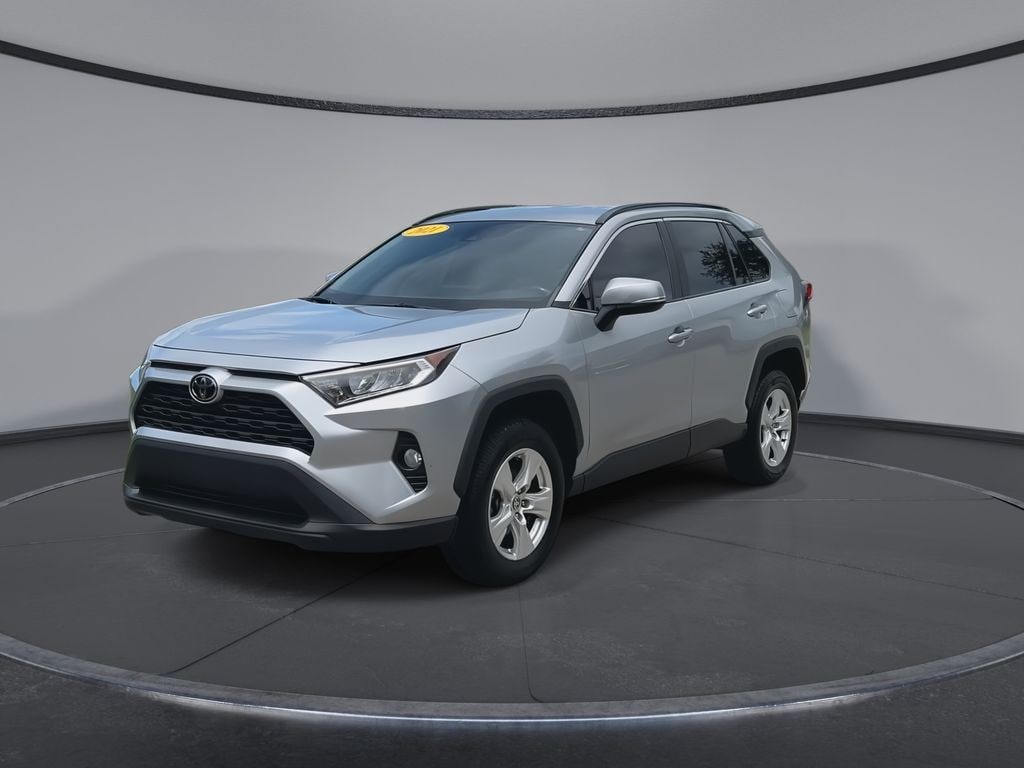 Used 2021 Toyota RAV4 XLE SUV