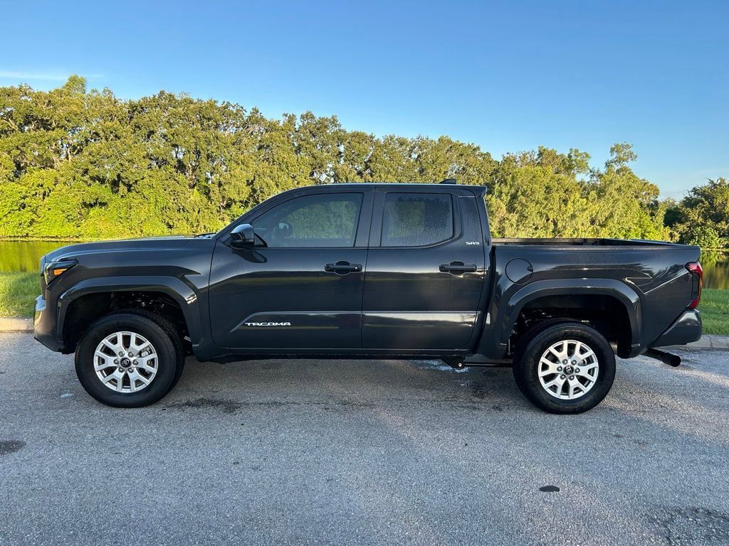 2025 Toyota Tacoma SR5 photo 2