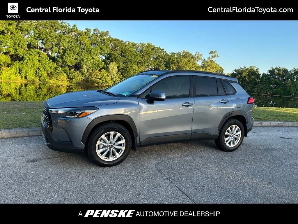 2024 Toyota Corolla Cross SUV 