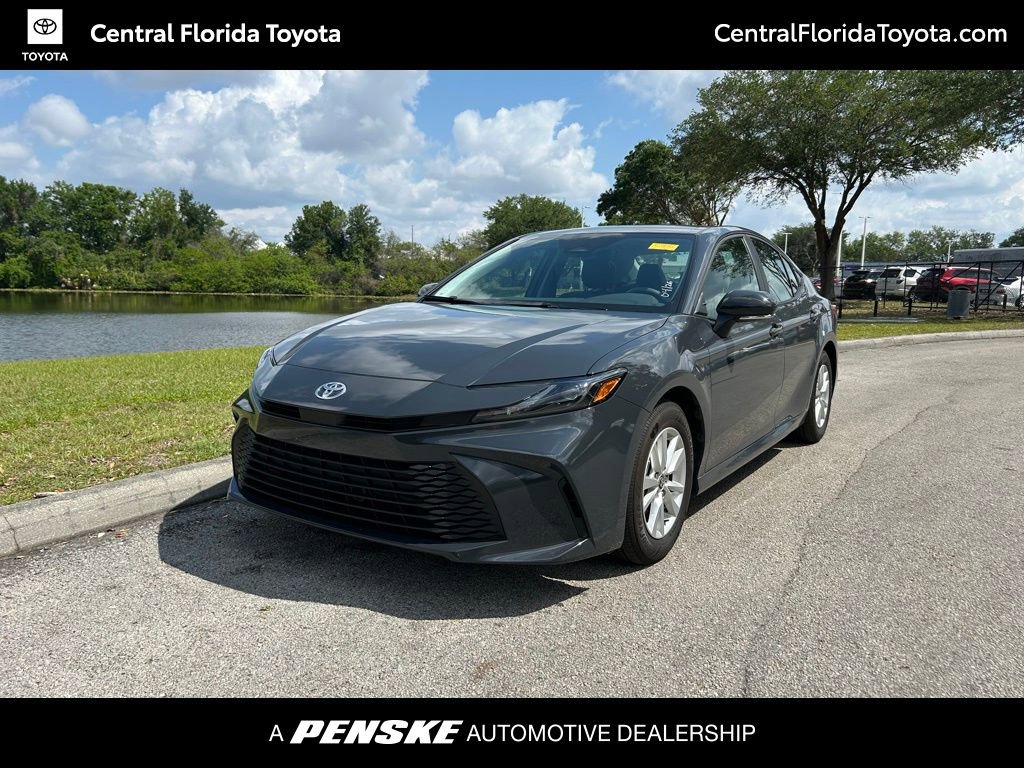 2025 Toyota Camry Sedan 