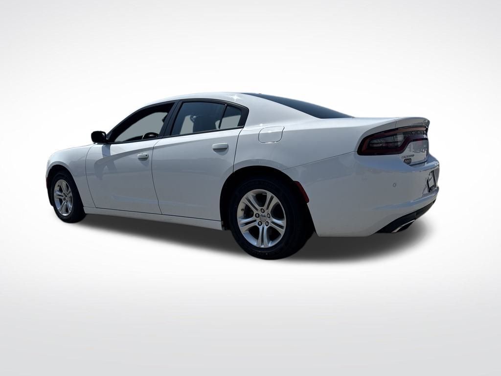 2022 Dodge Charger SXT photo 3