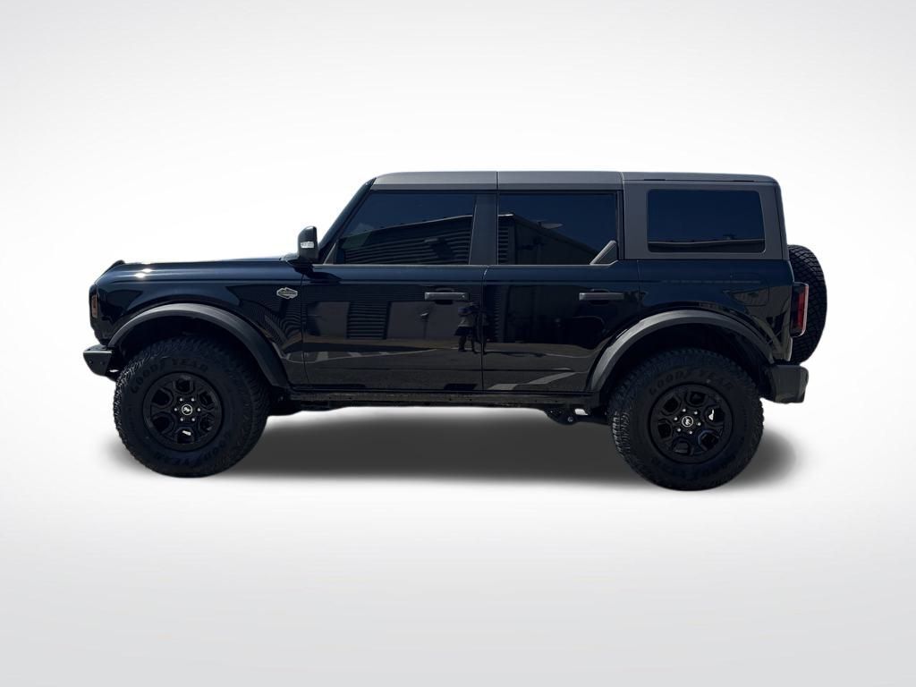 2024 Ford Bronco Wildtrak photo 2