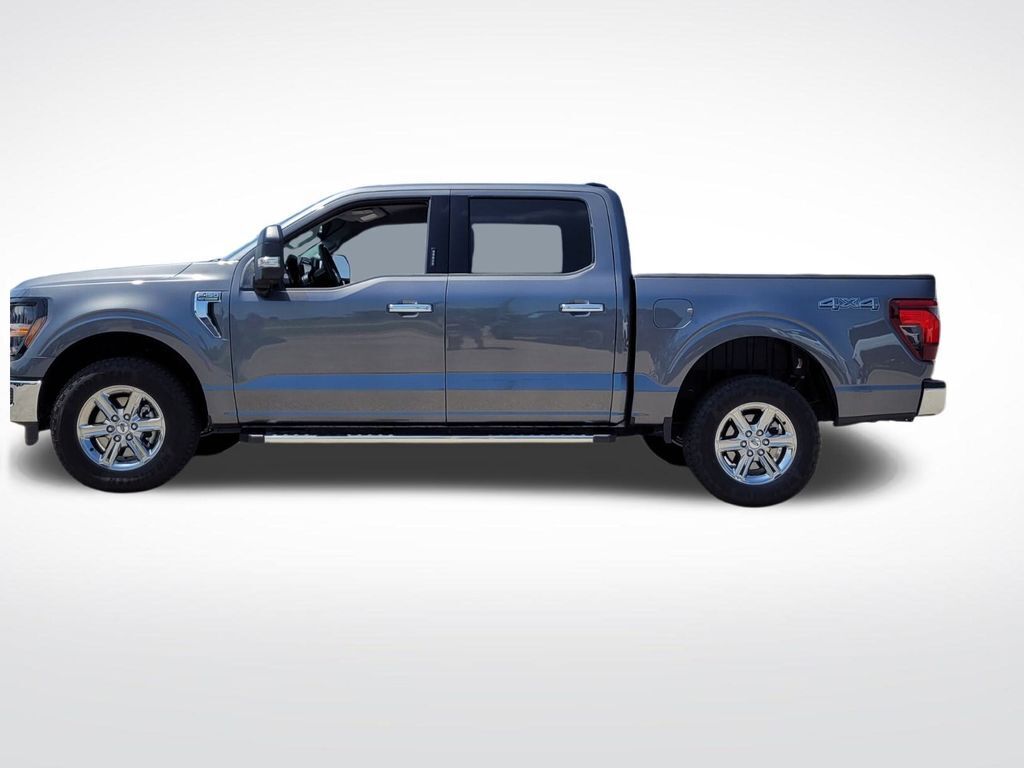 2024 Ford F-150 XLT photo 3