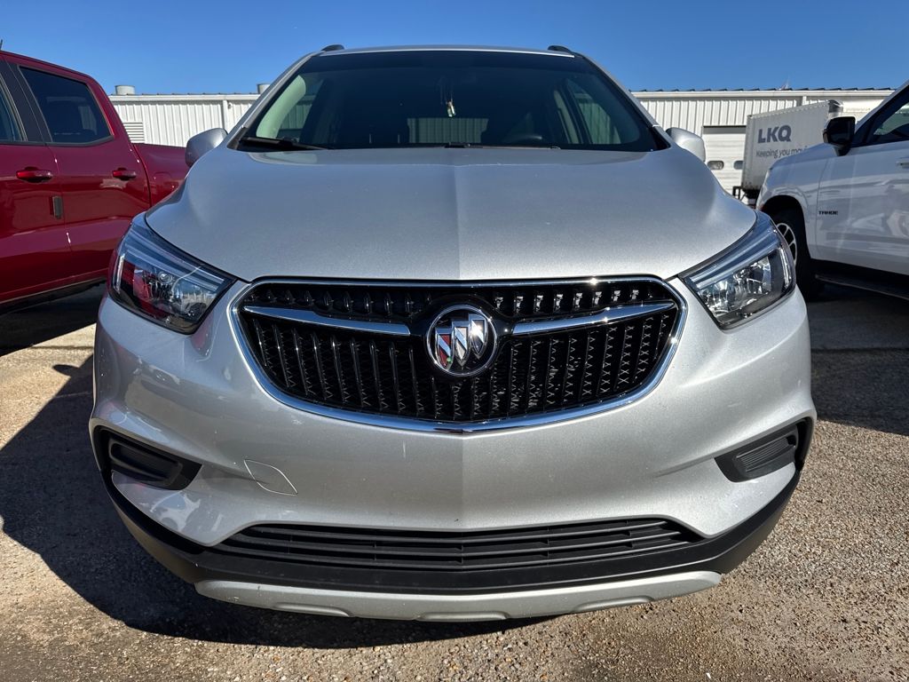 2022 Buick Encore Preferred photo 2