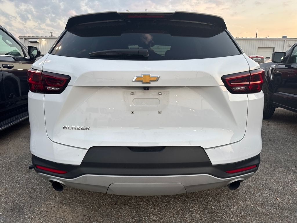 2025 Chevrolet Blazer 2LT photo 4