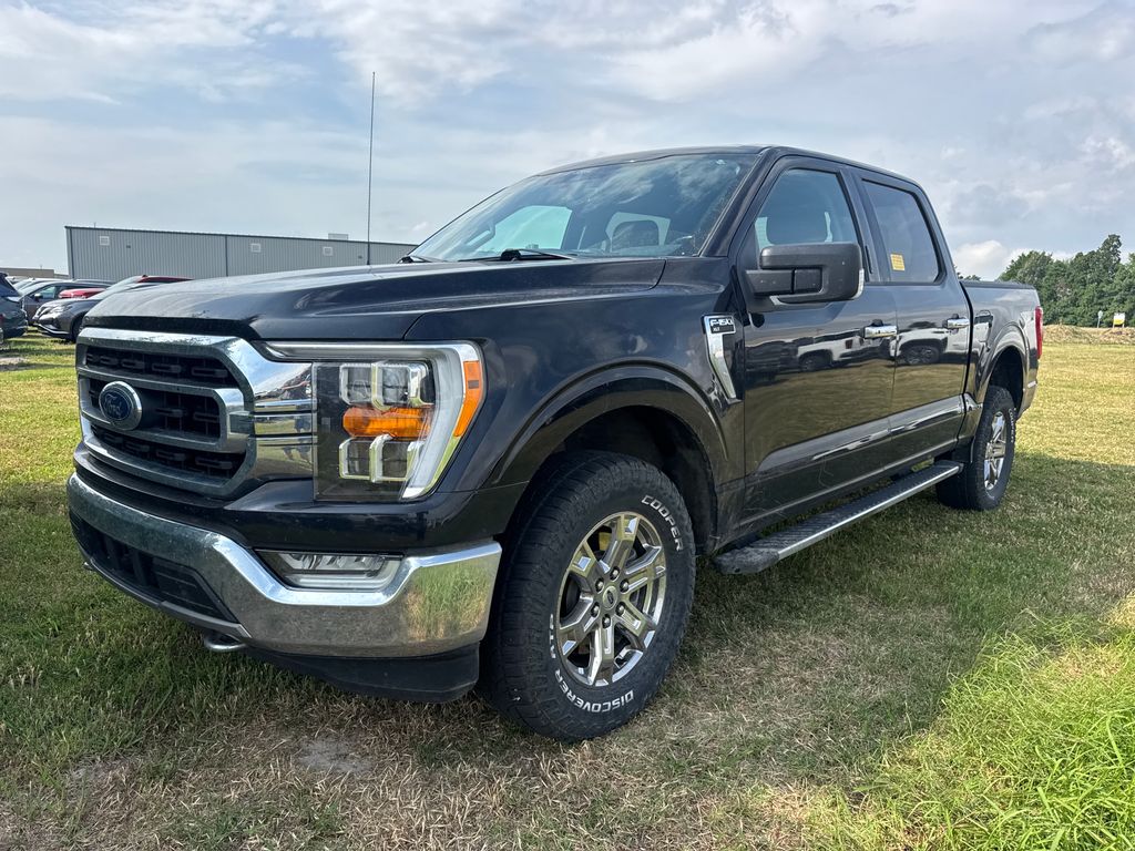 2021 Ford F-150 XLT 4x4 SuperCrew 5-1/2 Box's photo