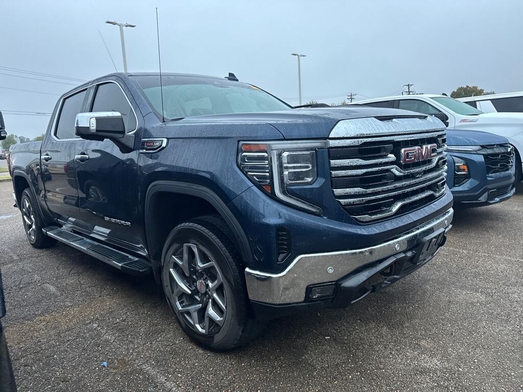 Used 2023 GMC Sierra 1500 SLT Truck Crew Cab