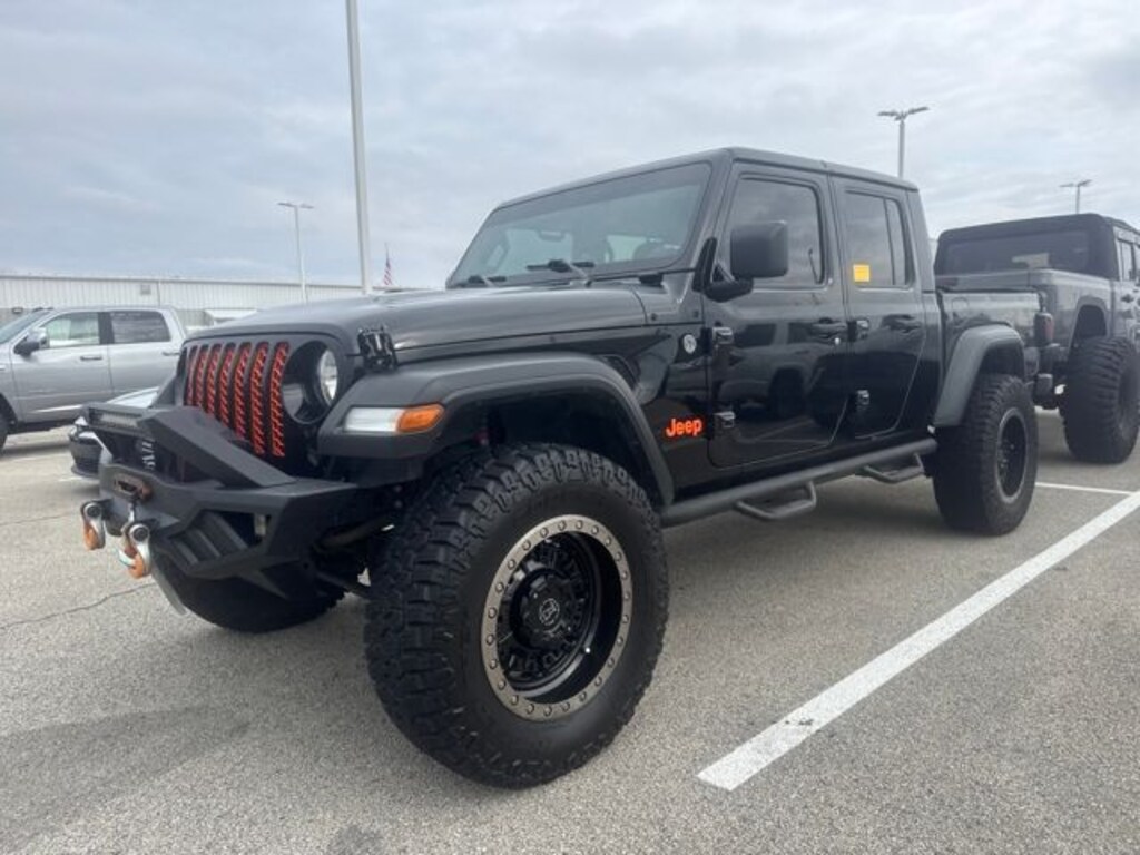 Used 2020 Jeep Gladiator Sport Truck Crew Cab