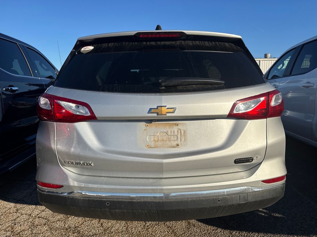 2019 Chevrolet Equinox LT photo 3