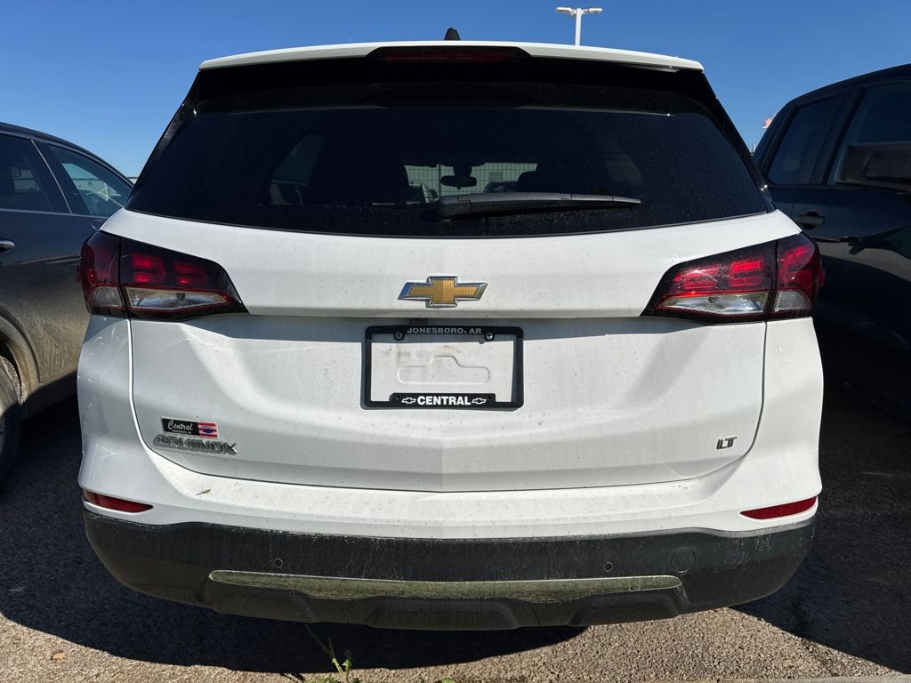 2022 Chevrolet Equinox LT photo 4