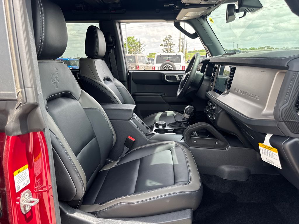 2026 Ford Bronco 4-Door Outer Banks - Photo 12