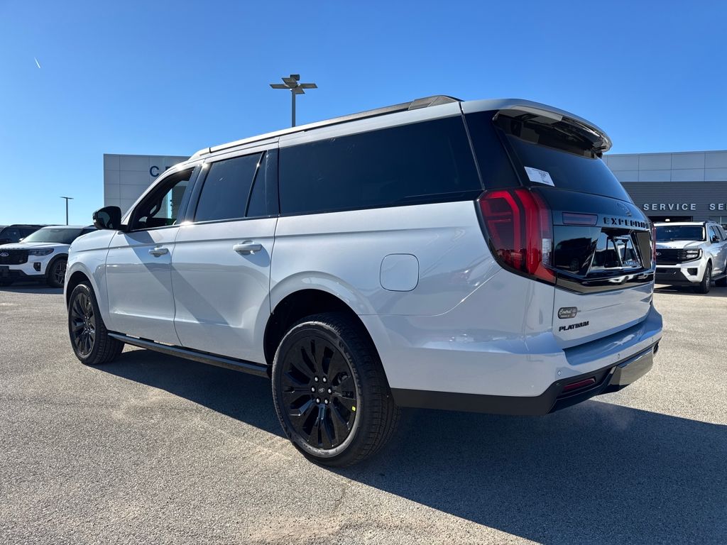 2025 Ford Expedition MAX Platinum photo 2