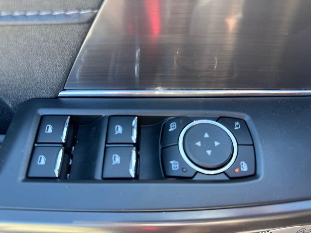 2025 Ford F-150 Lariat - Photo 9