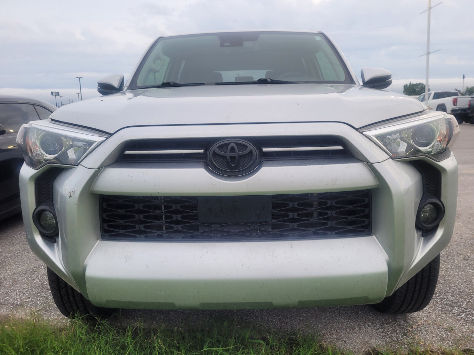 2021 Toyota 4Runner SR5 Premium photo 2