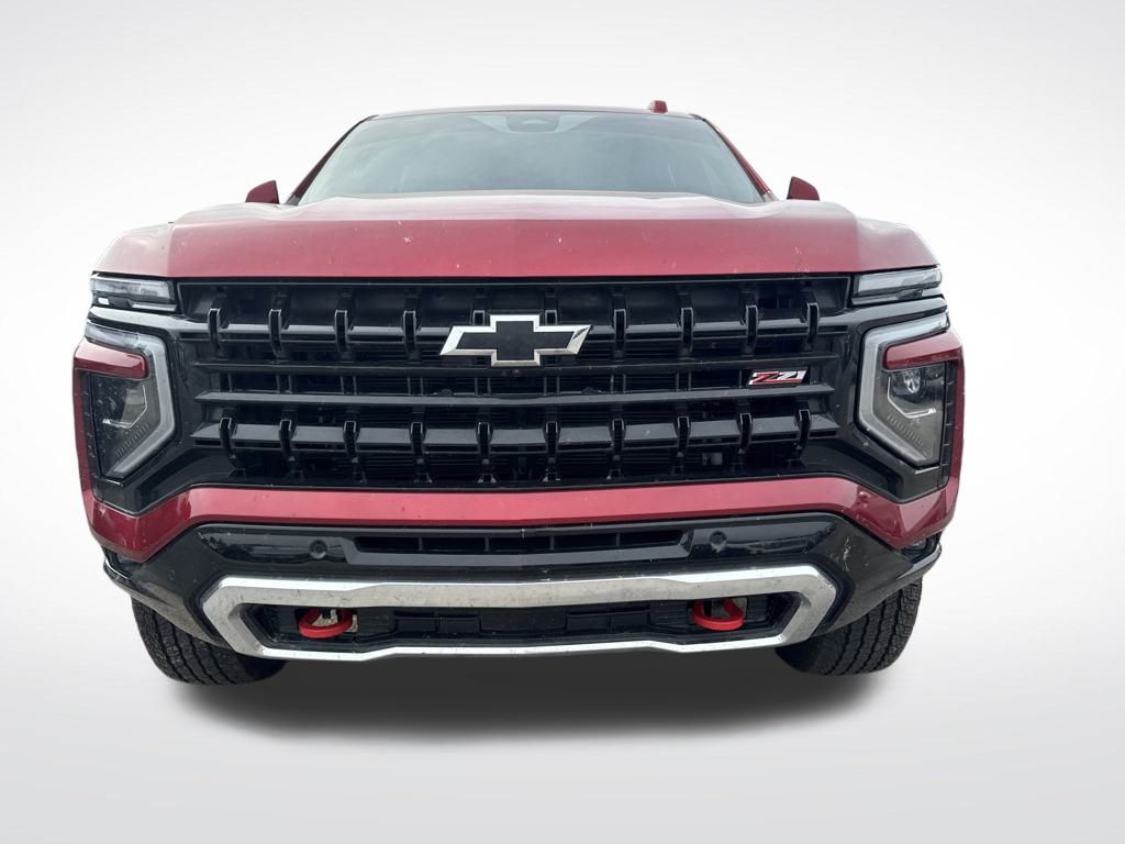 2025 Chevrolet Tahoe Z71 photo 2