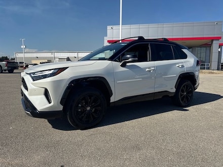 2022 Toyota RAV4 Hybrid XSE SUV