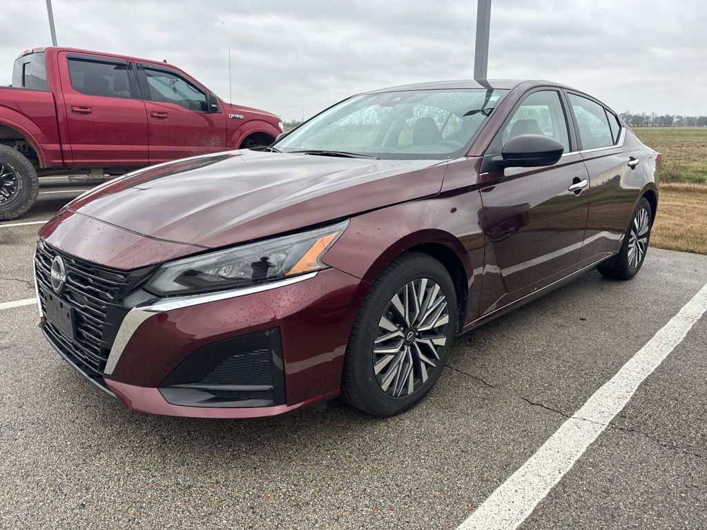 2024 Nissan Altima SV