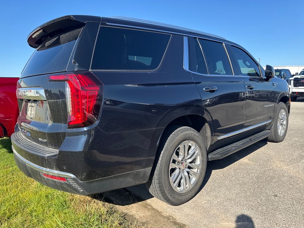 2022 Gmc Yukon SLT photo 3