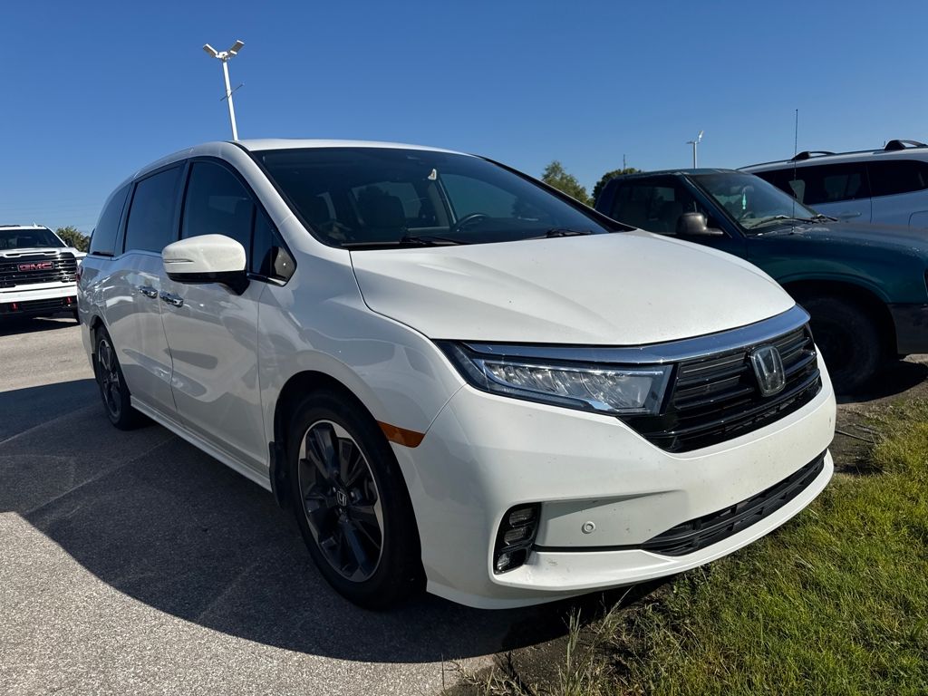2023 Honda Odyssey Elite photo 3