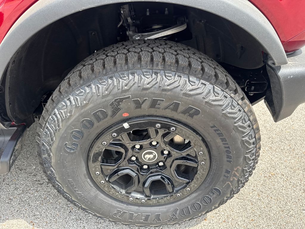 2026 Ford Bronco 4-Door Outer Banks - Photo 10