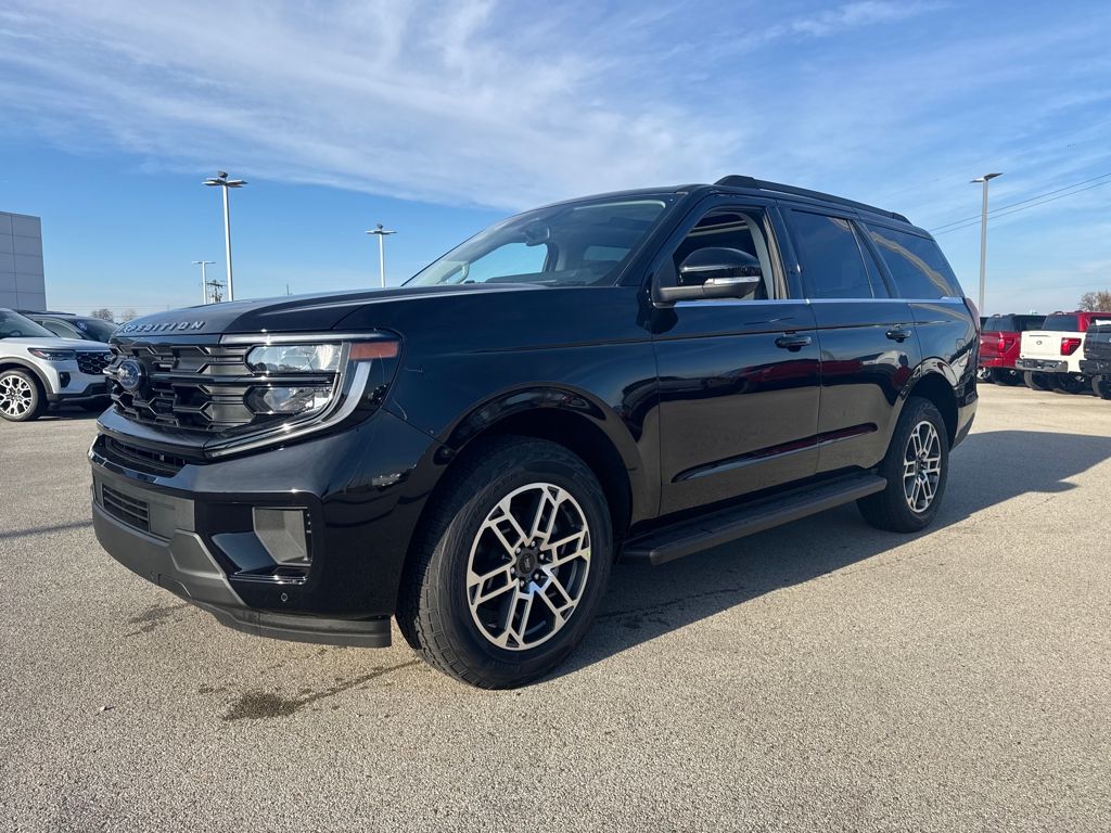 2025 Ford Expedition Active's photo