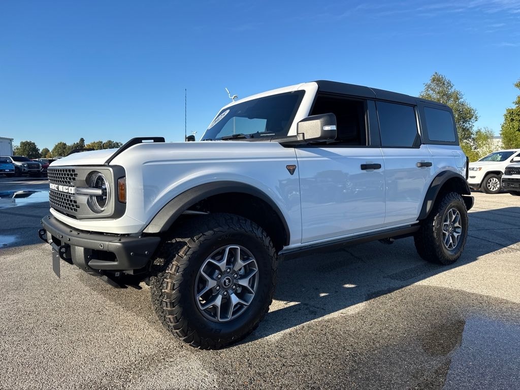 Used 2025 Ford Bronco Badlands SUV