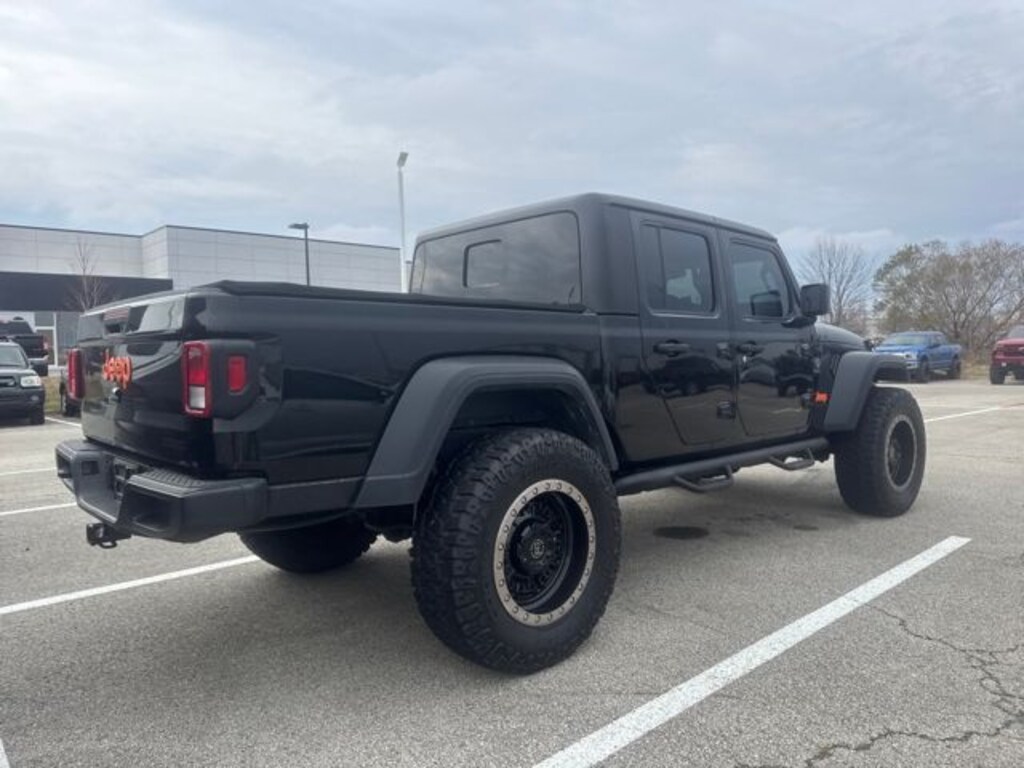 Used 2020 Jeep Gladiator Sport Truck Crew Cab