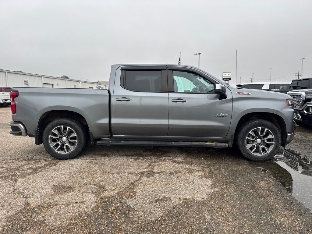 Used 2020 Chevrolet Silverado 1500 LT Truck Crew Cab