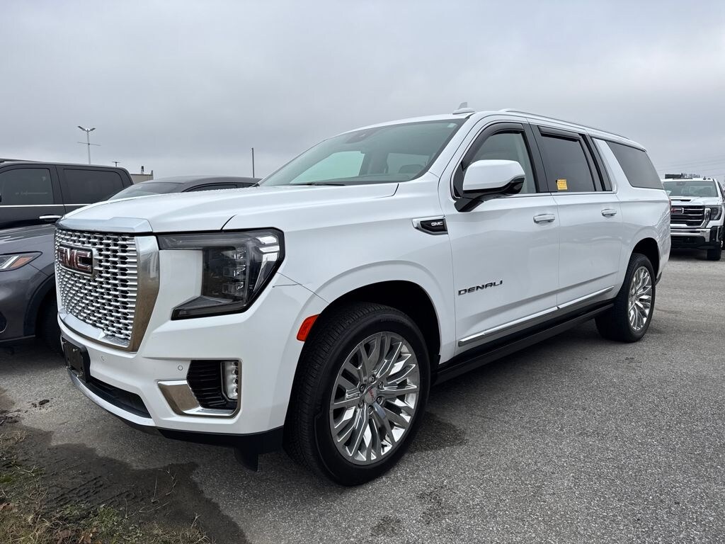 Used 2023 GMC Yukon XL Denali SUV