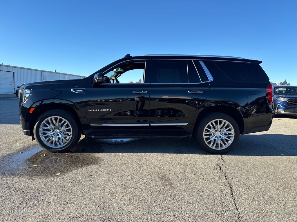 Used 2023 GMC Yukon SLT SUV