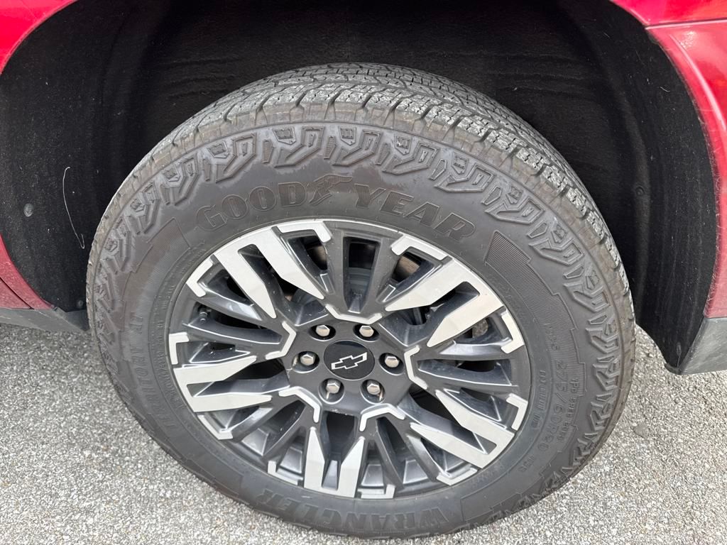 2025 Chevrolet Tahoe Z71 photo 4