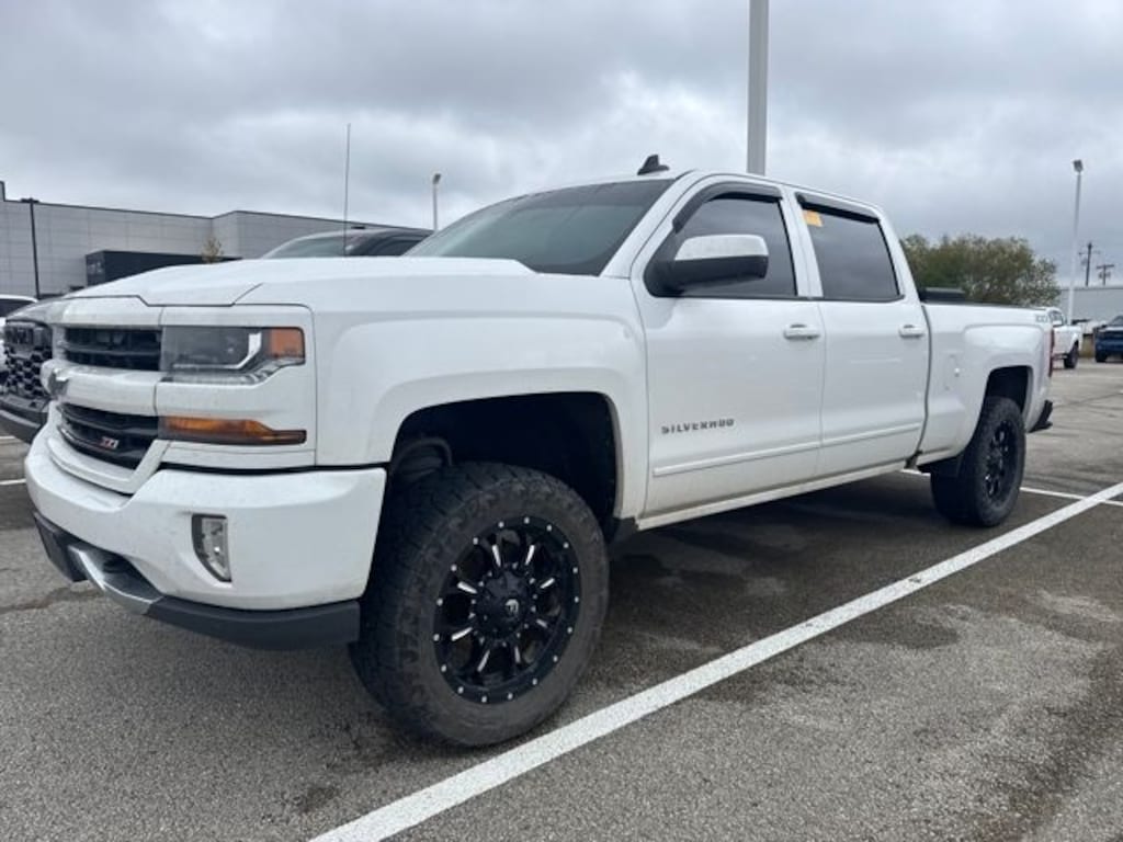 Used 2017 Chevrolet Silverado 1500 LT Truck Crew Cab