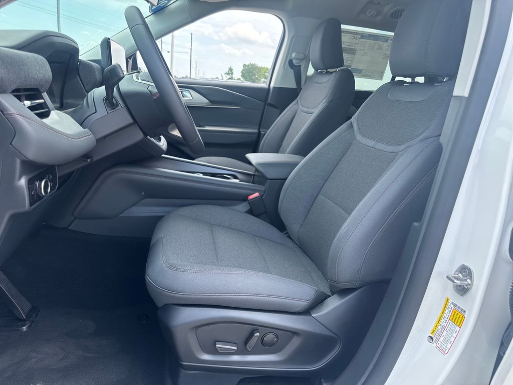 2026 Ford Explorer Active - Photo 14