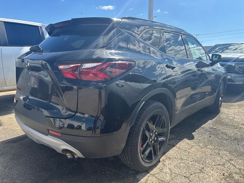 2020 Chevrolet Blazer 2LT photo 3