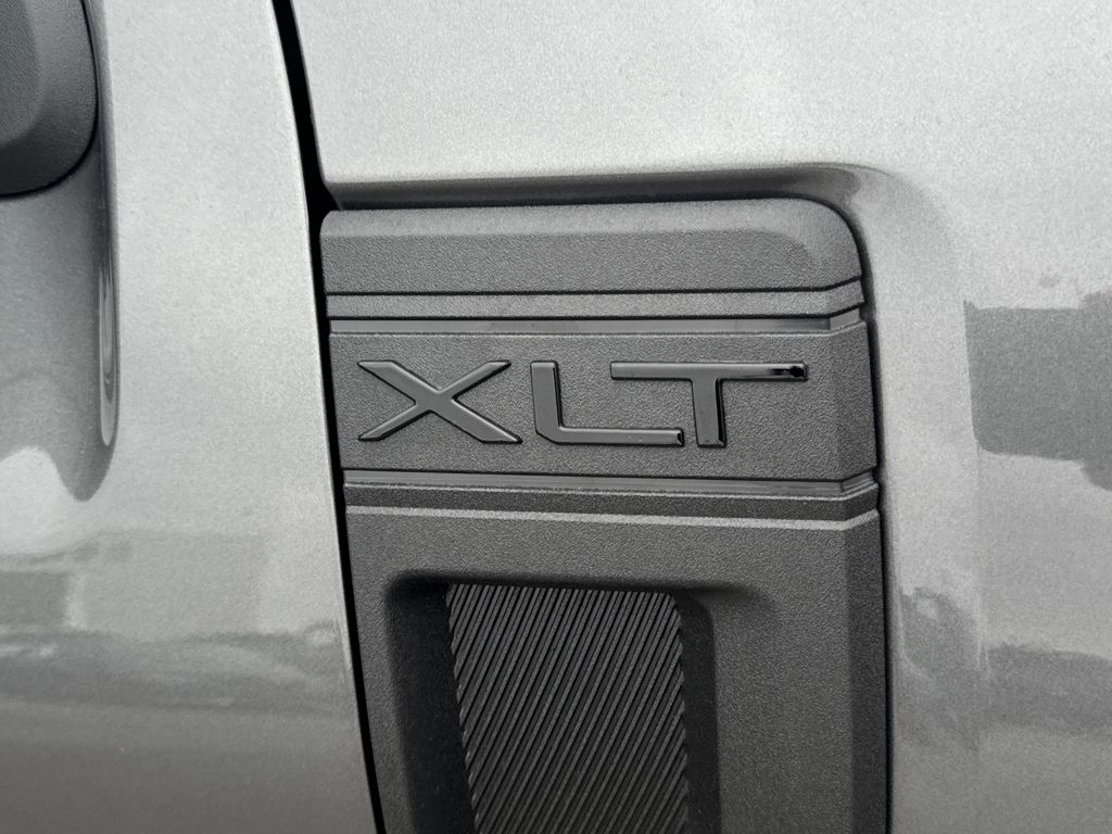 2026 Ford Maverick XLT - Photo 12