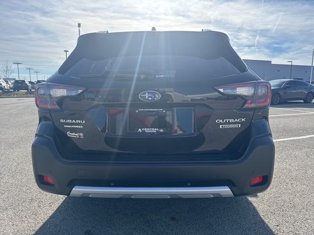 2023 Subaru Outback Touring photo 4