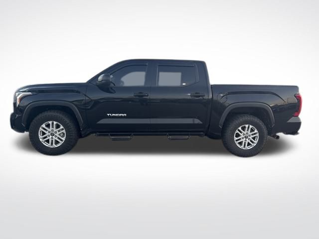 2023 Toyota Tundra SR5 photo 2