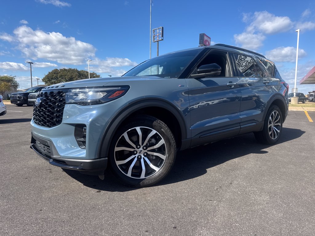 2025 Ford Explorer SUV 