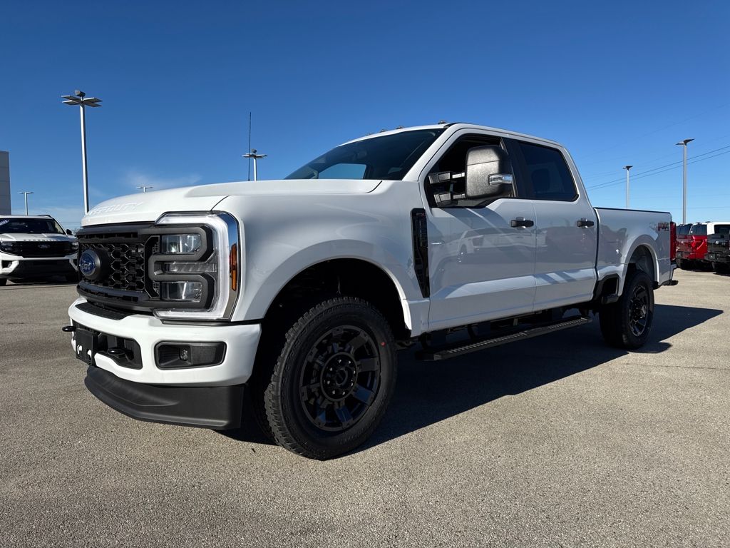 2026 Ford F-250 Super Duty XL's photo