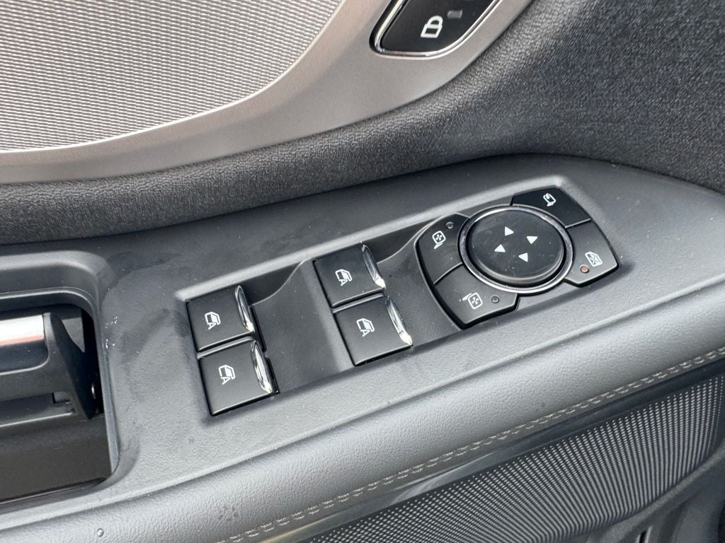 2026 Ford Expedition Active - Photo 18